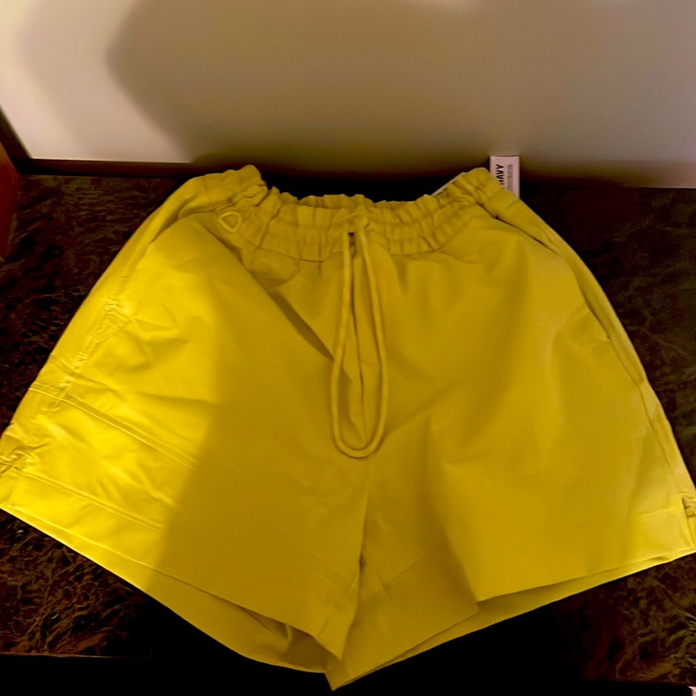 Women’s shorts
